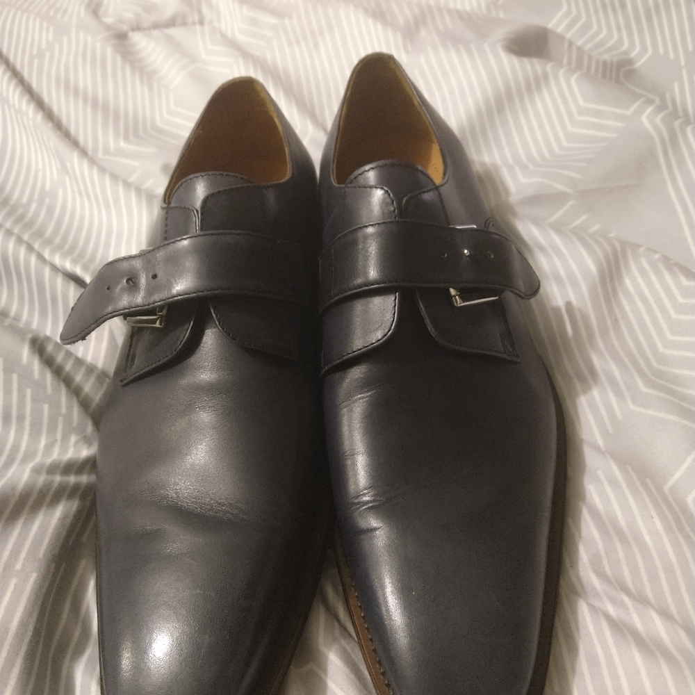Broletto monk straps